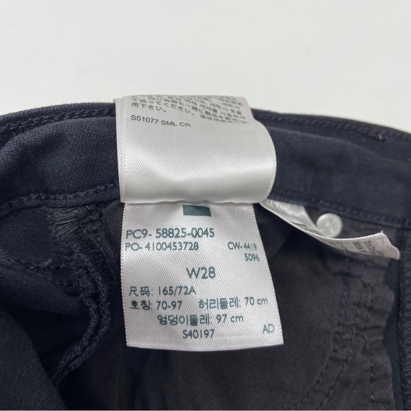 LEVI’S Premium 724 High Rise Straight Crop Black Pixel Jeans - Picture 7 of 8